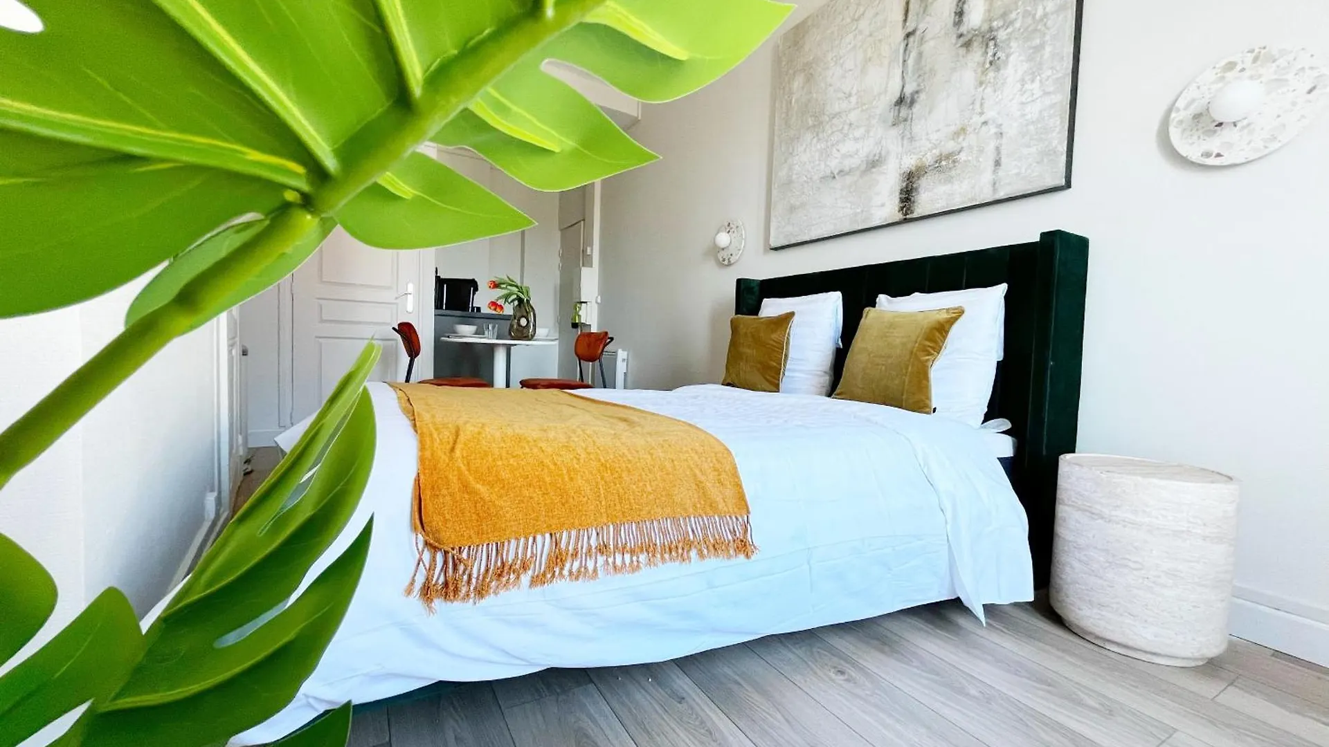 Apartament Kai Lyon